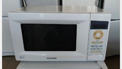 Мікрохвильова піч  SAMSUNG  MW73VR.